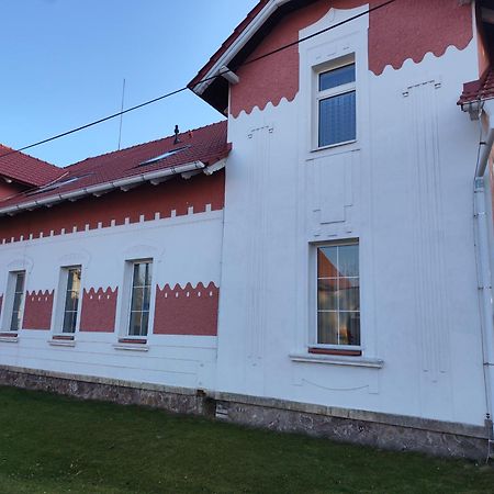 Apartman Ptice Экстерьер фото
