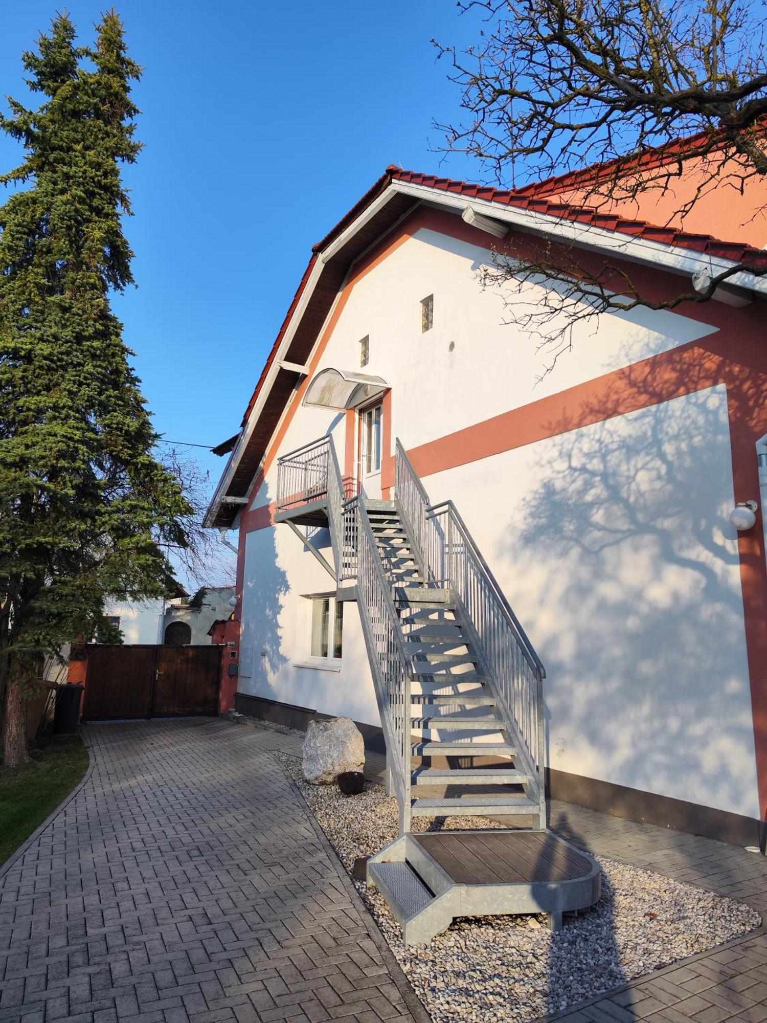 Apartman Ptice Экстерьер фото
